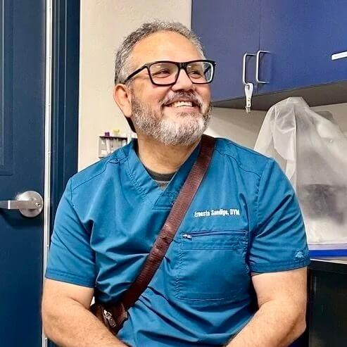 Dr. Ernesto J. Sandigo